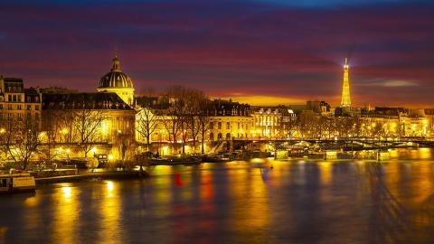 Tootbus Paris by Night Seine view Tootbus Paris by Night Seine view