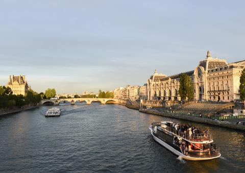 Tootbus Paris Bus and cruise Tootbus Paris Bus and cruise